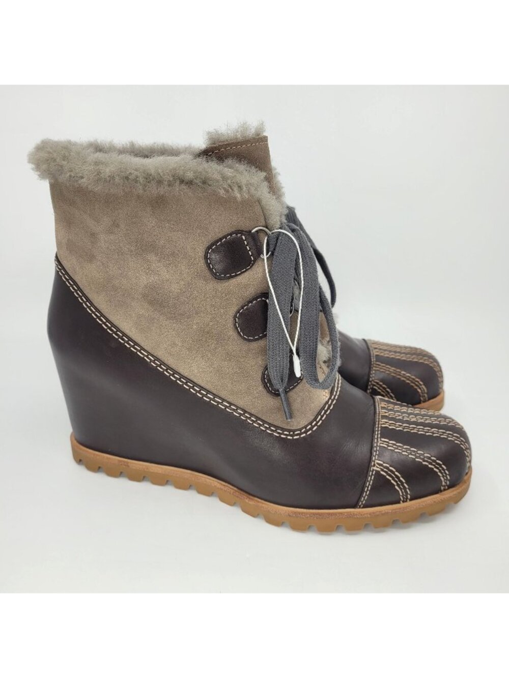 NICE UGG Size 10 ALASDAIR Wedge Brown Waterproof Leather Sheepskin Cozy Boots